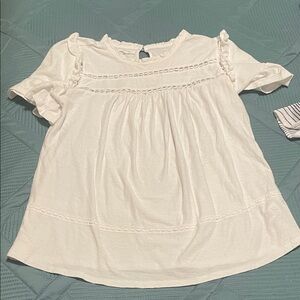 Maurices Classic White Top